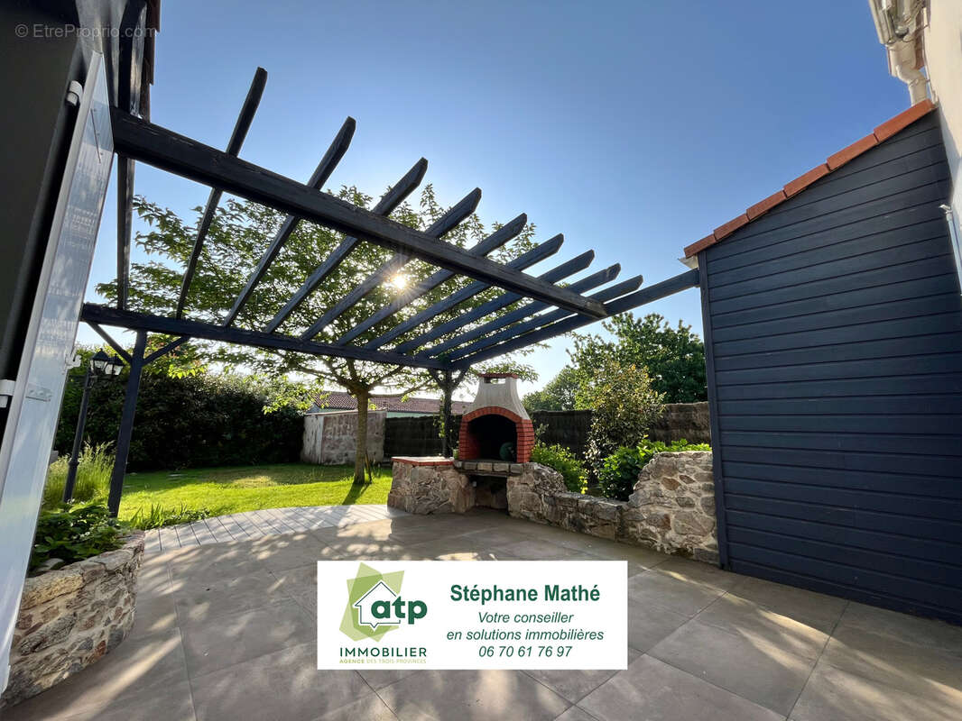 Maison à SAINT-DENIS-LA-CHEVASSE