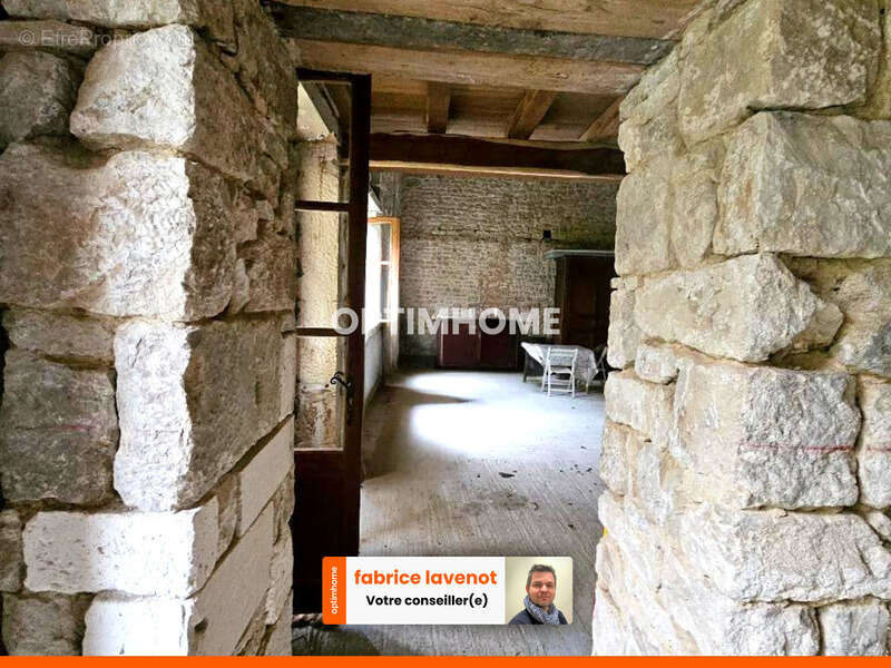 Maison à FONTENILLE