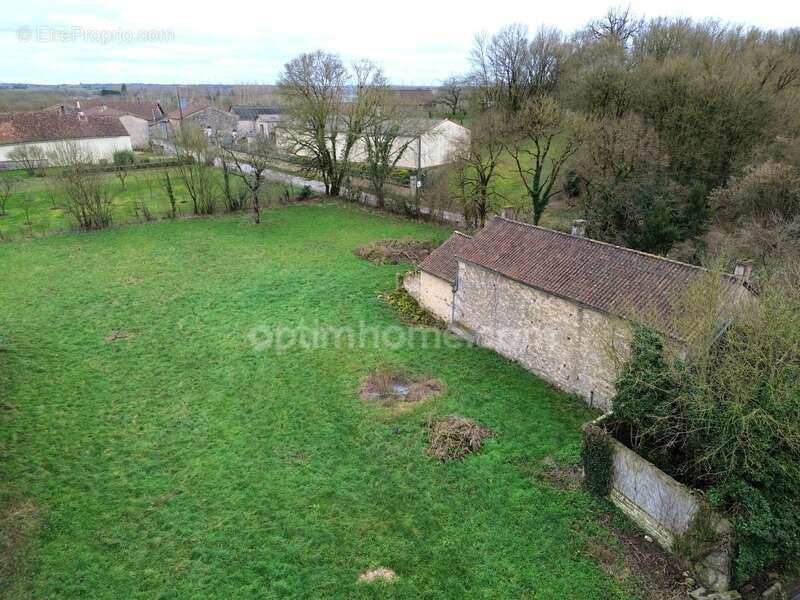 Maison à FONTENILLE