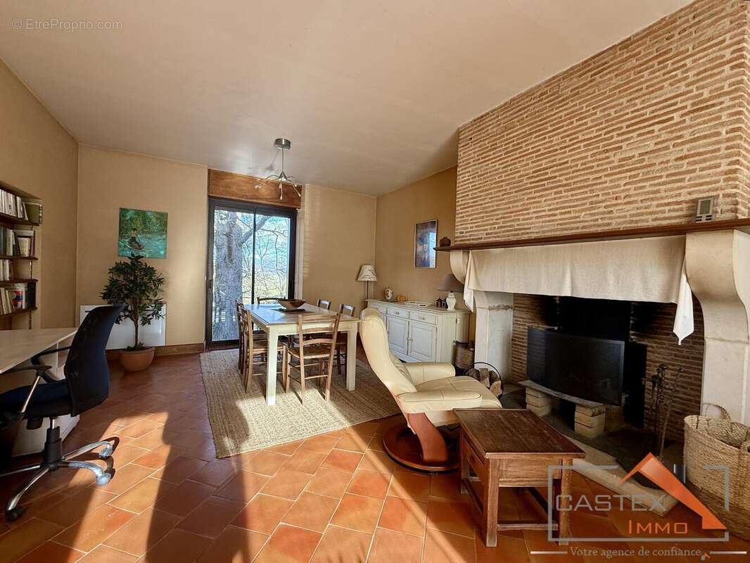 Maison à SALIES-DU-SALAT