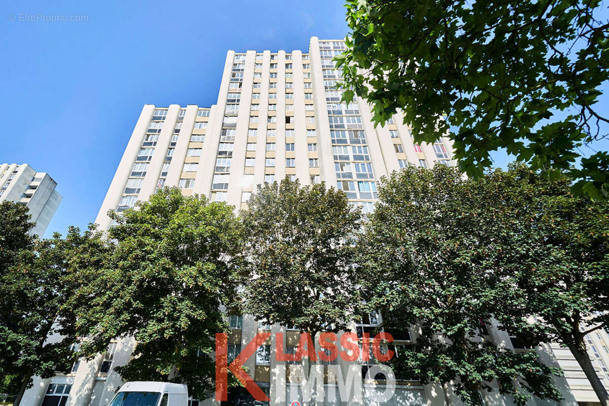 Appartement à MONS-EN-BAROEUL