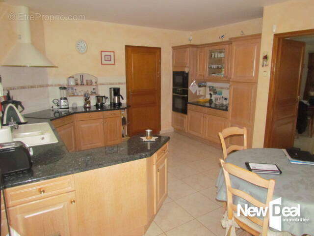 Maison à SAINT-LYPHARD