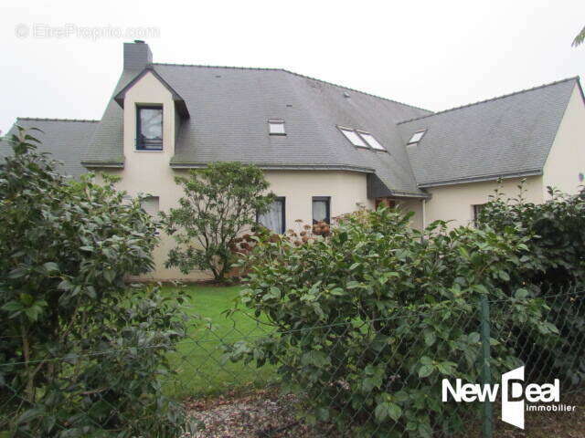 Maison à SAINT-LYPHARD