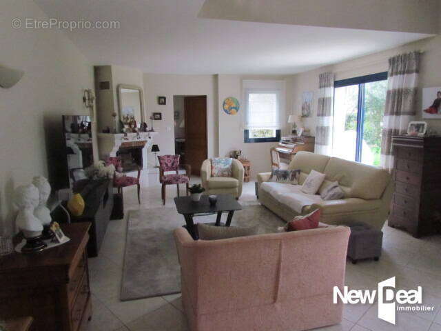 Maison à SAINT-LYPHARD