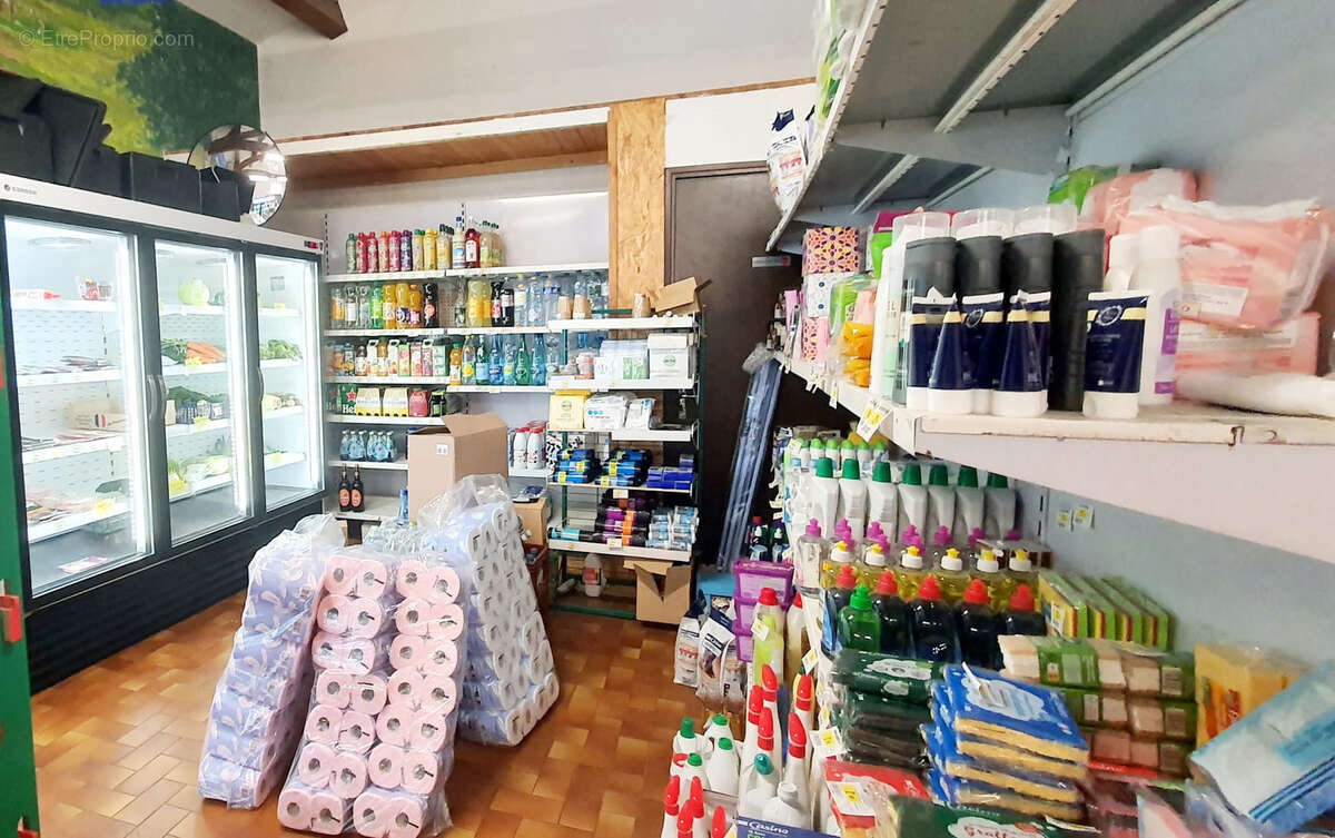 Commerce à VALLERAUGUE