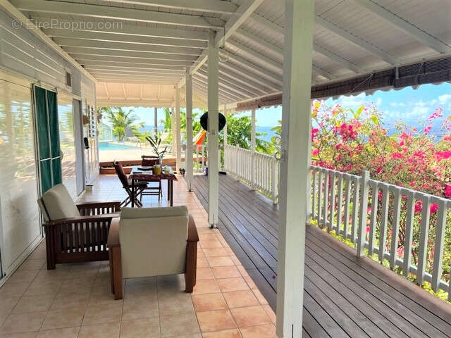 Maison à CAPESTERRE-DE-MARIE-GALANTE