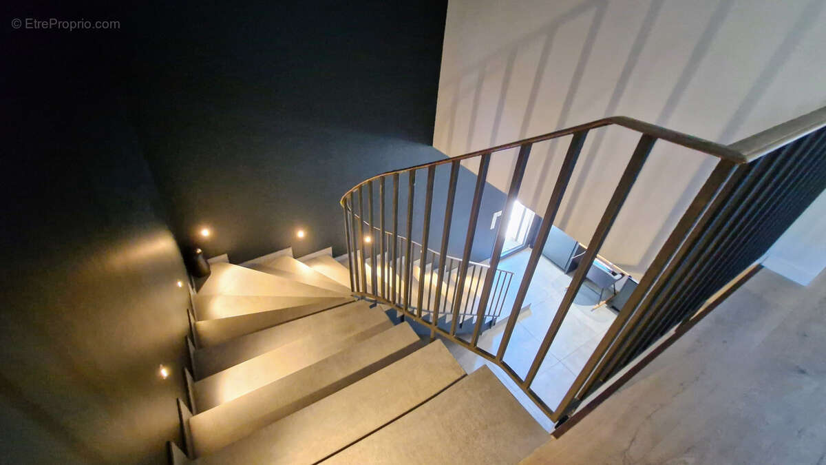 Maison à VILLENEUVE-LES-AVIGNON