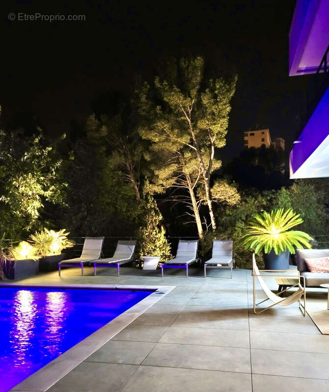 Maison à VILLENEUVE-LES-AVIGNON