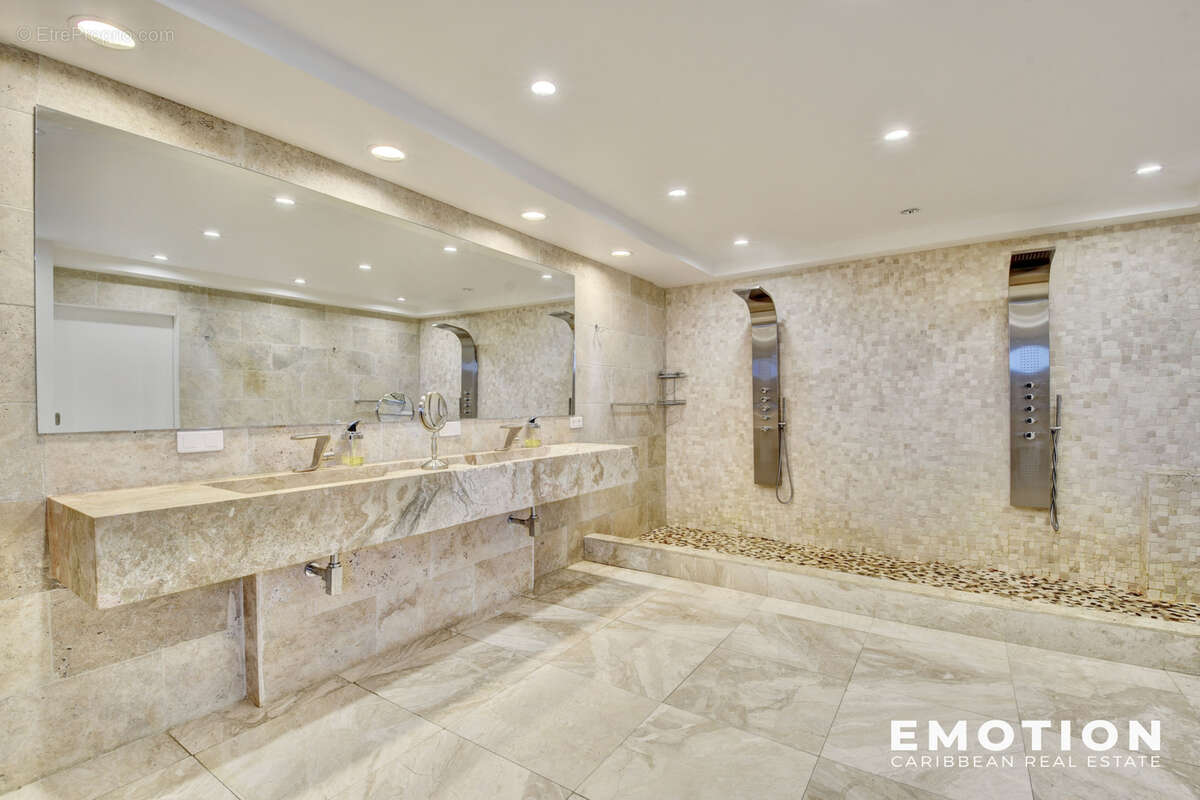 Maison à SAINT-MARTIN