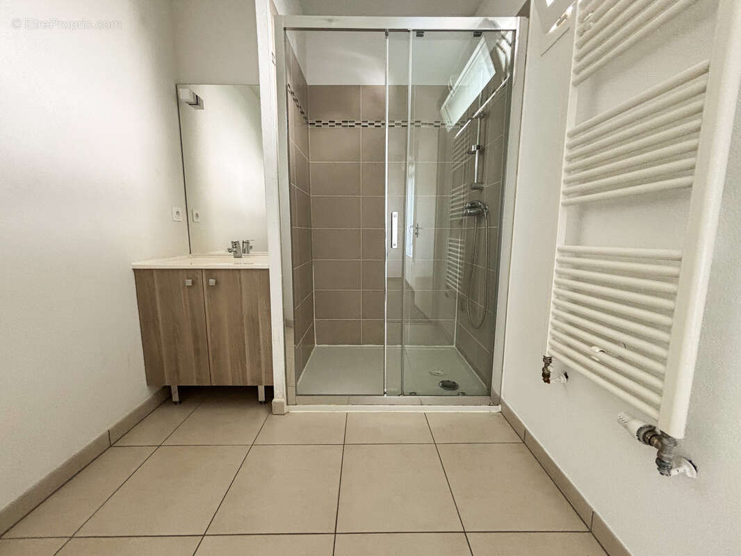 Appartement à BEGLES