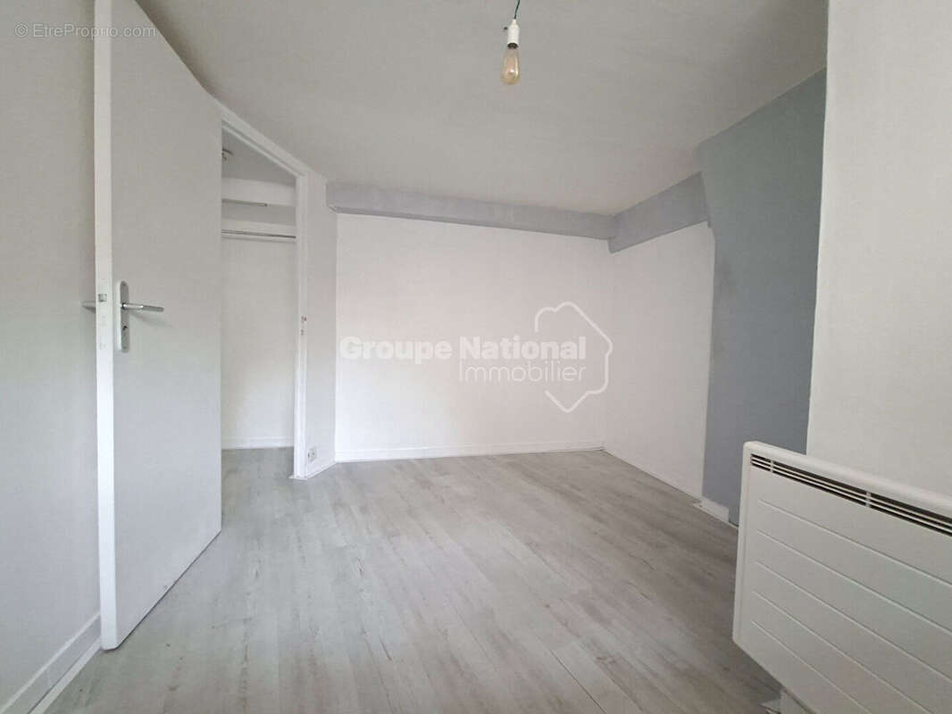 Appartement à BEAUCHAMP