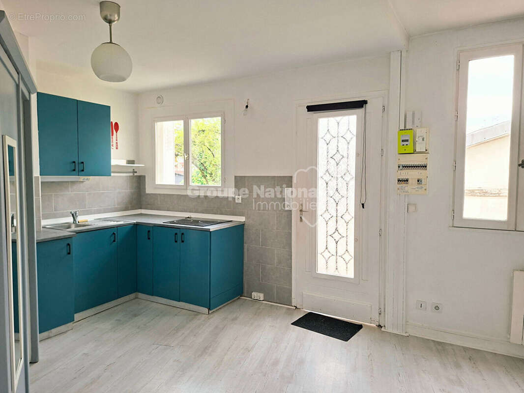 Appartement à BEAUCHAMP