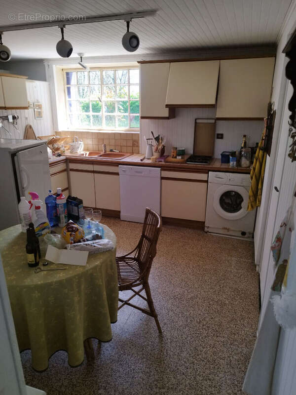 Maison à VILLIEU-LOYES-MOLLON