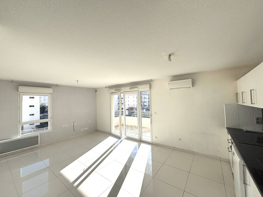 Appartement à MARSEILLE-9E