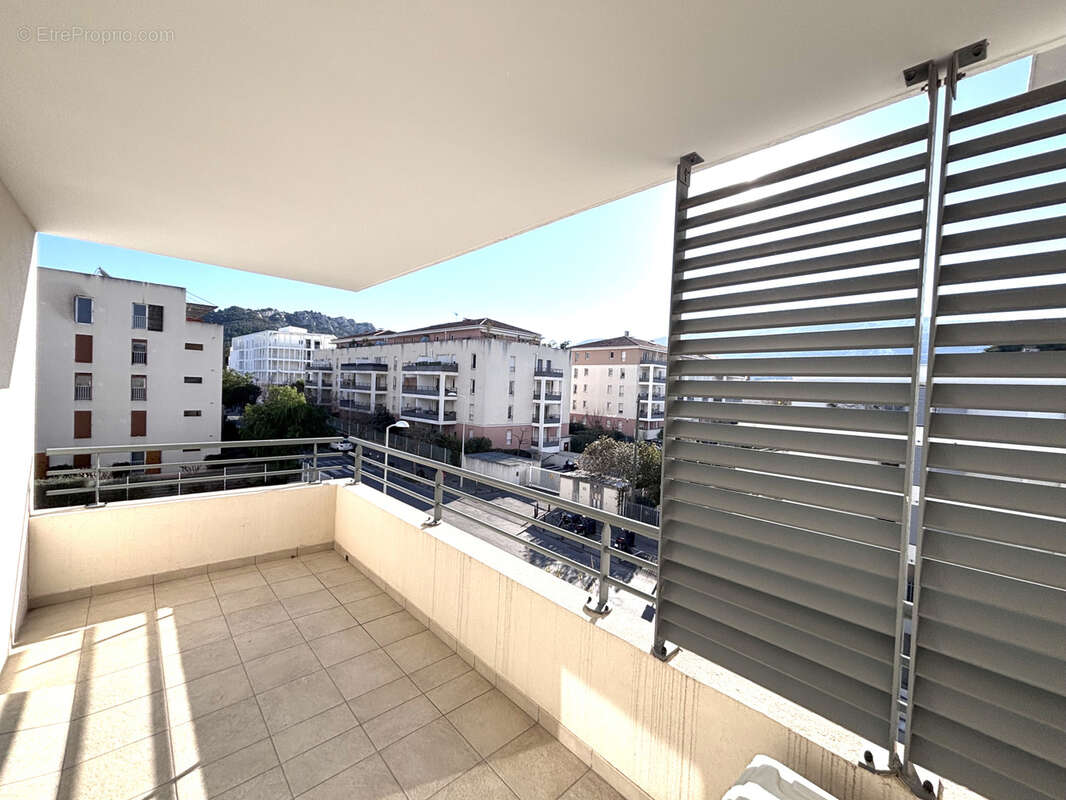 Appartement à MARSEILLE-9E