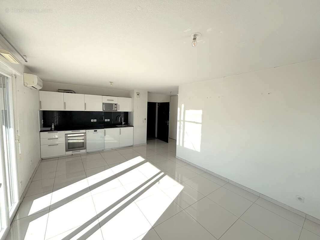 Appartement à MARSEILLE-9E