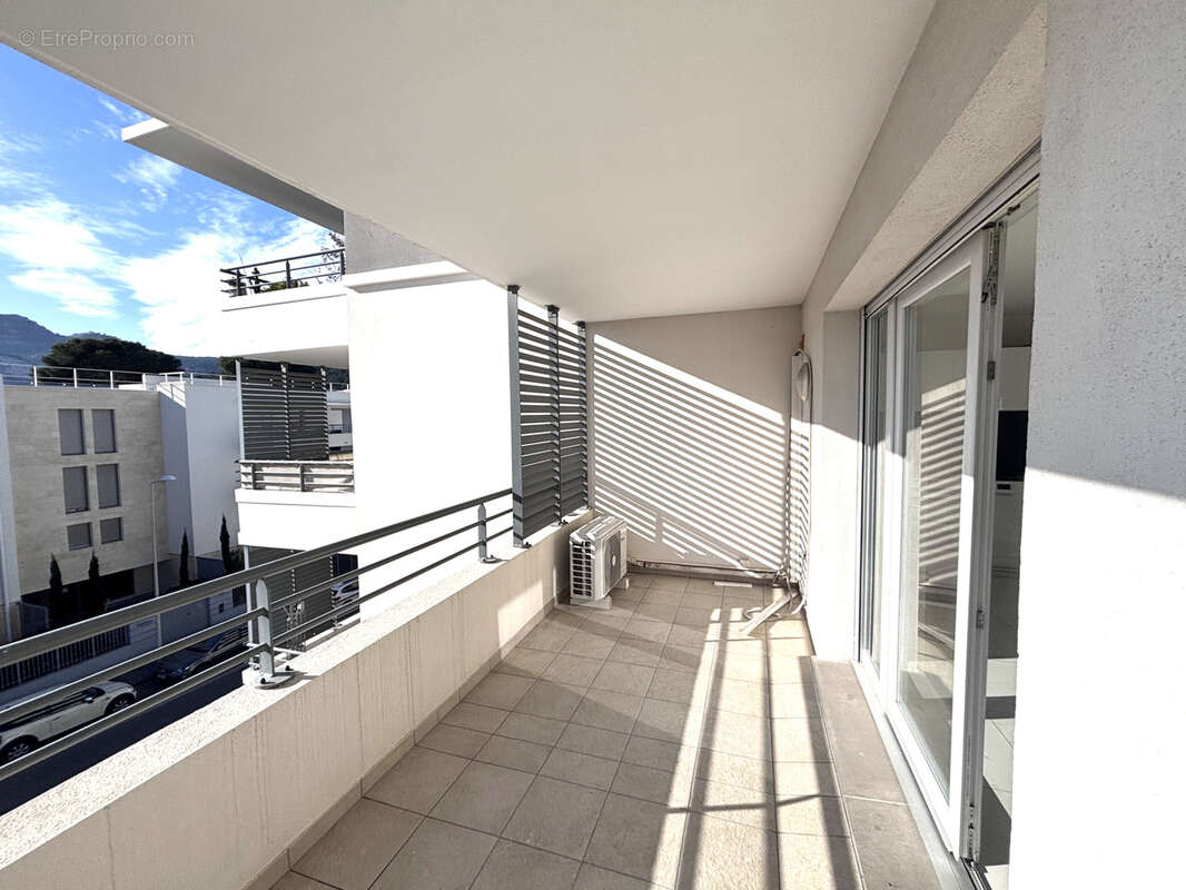 Appartement à MARSEILLE-9E