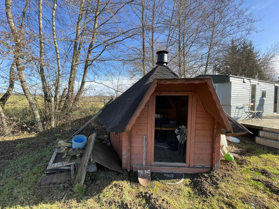 Terrain à VY-LES-LURE