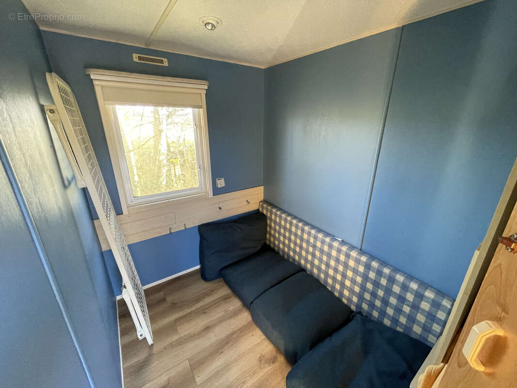 Terrain à VY-LES-LURE