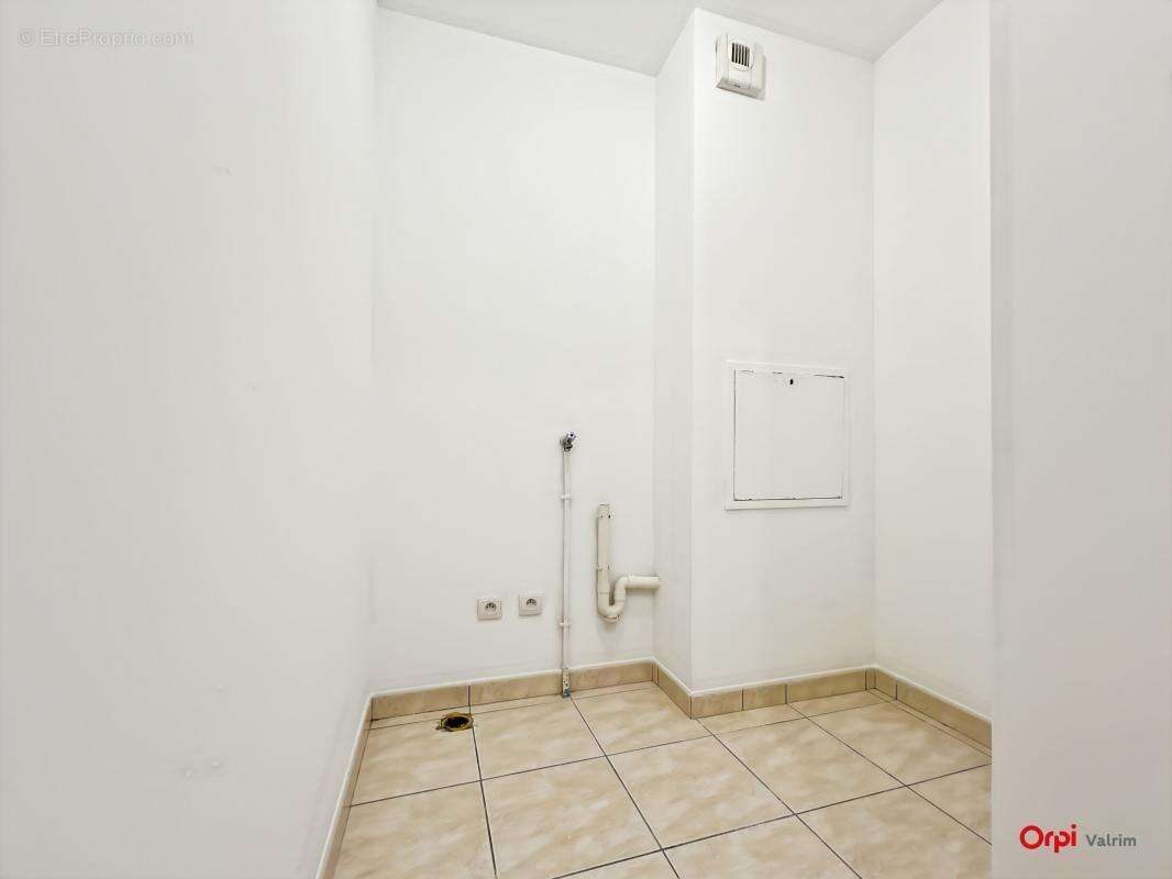 Maison à LA CHAUSSEE-SAINT-VICTOR