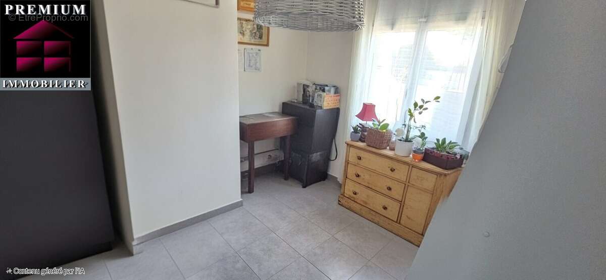 Maison à SAINT-ESTEVE