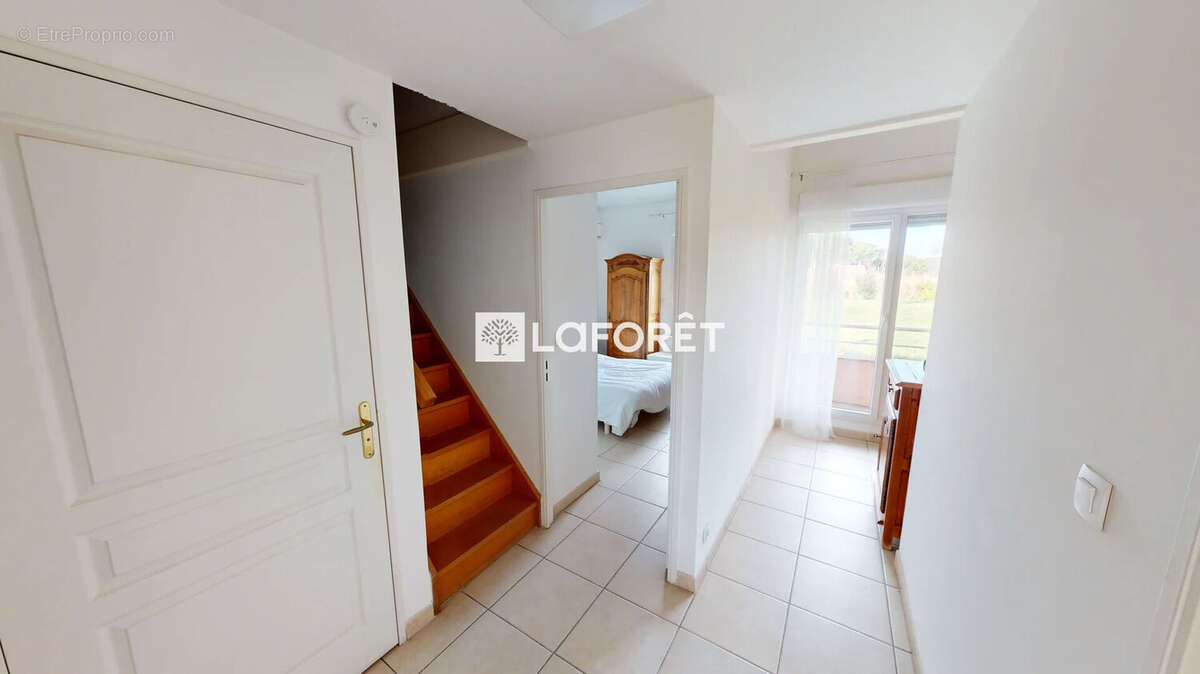 Appartement à FREJUS