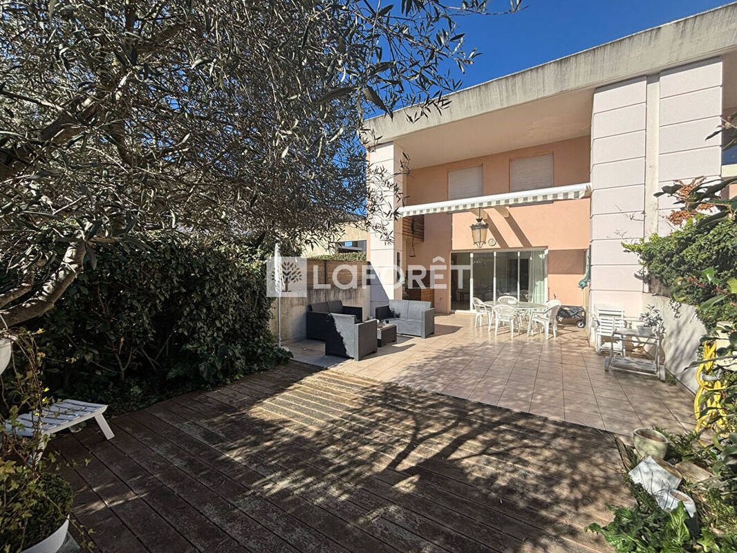 Appartement à FREJUS