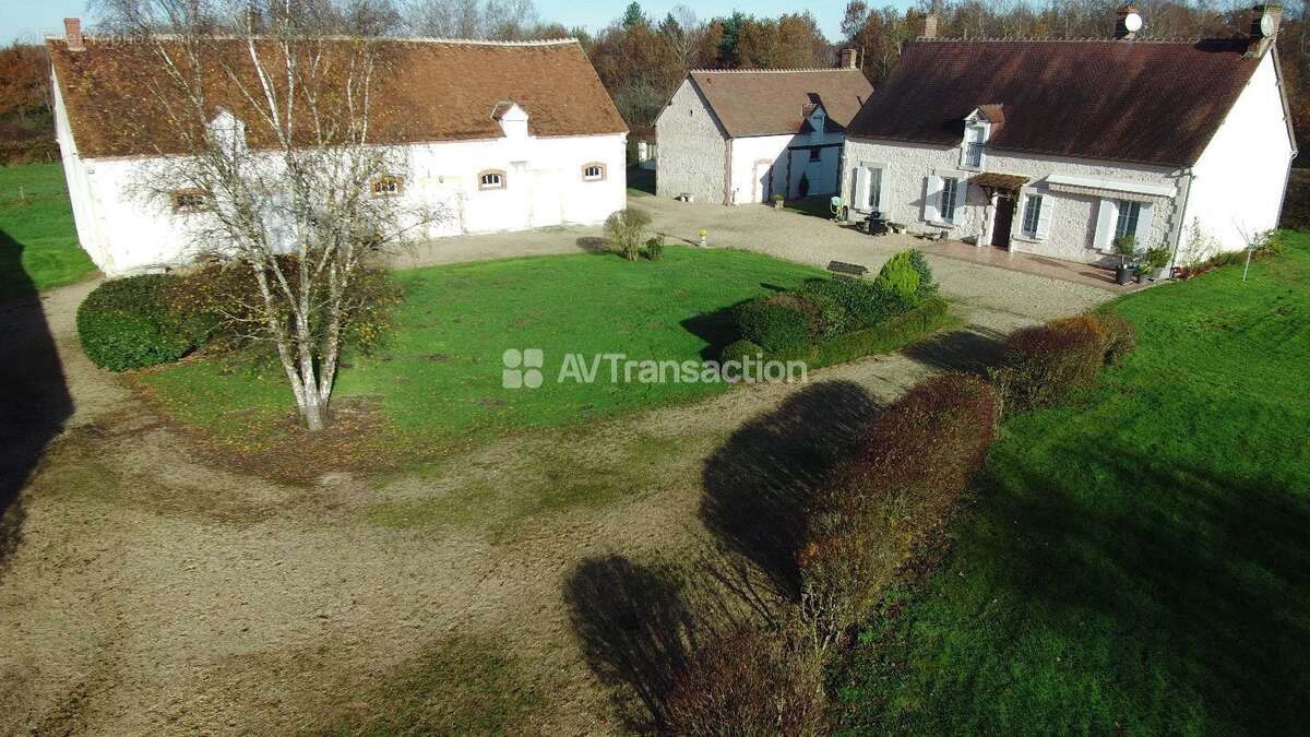 Terrain à THEILLAY