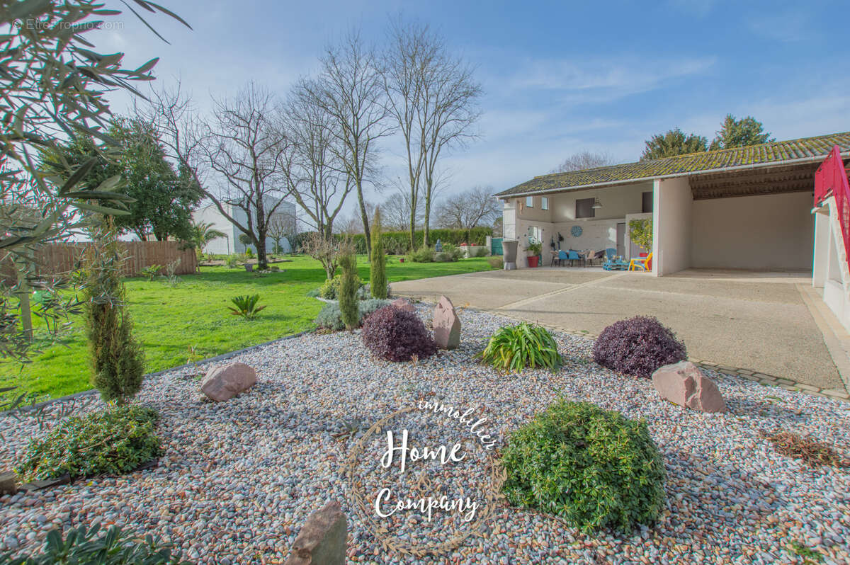 Maison à SAINT-SULPICE-DE-ROYAN