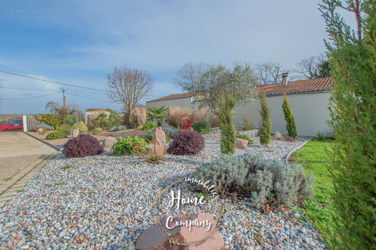 Maison à SAINT-SULPICE-DE-ROYAN