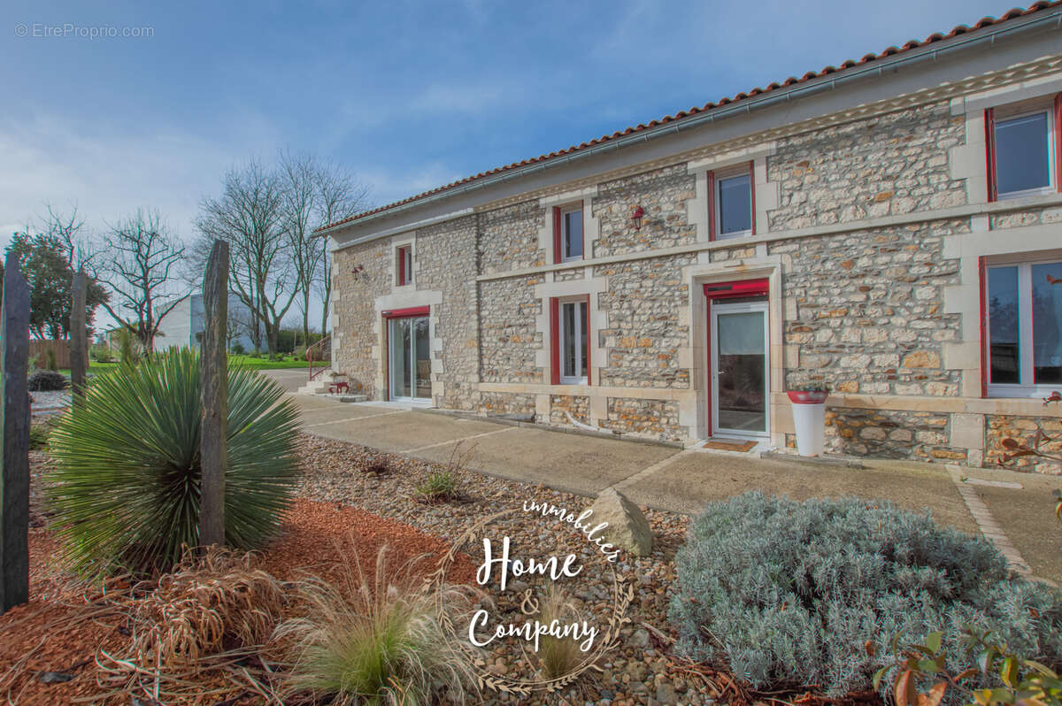 Maison à SAINT-SULPICE-DE-ROYAN