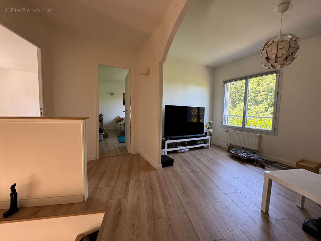 Maison à MONTFORT-L'AMAURY