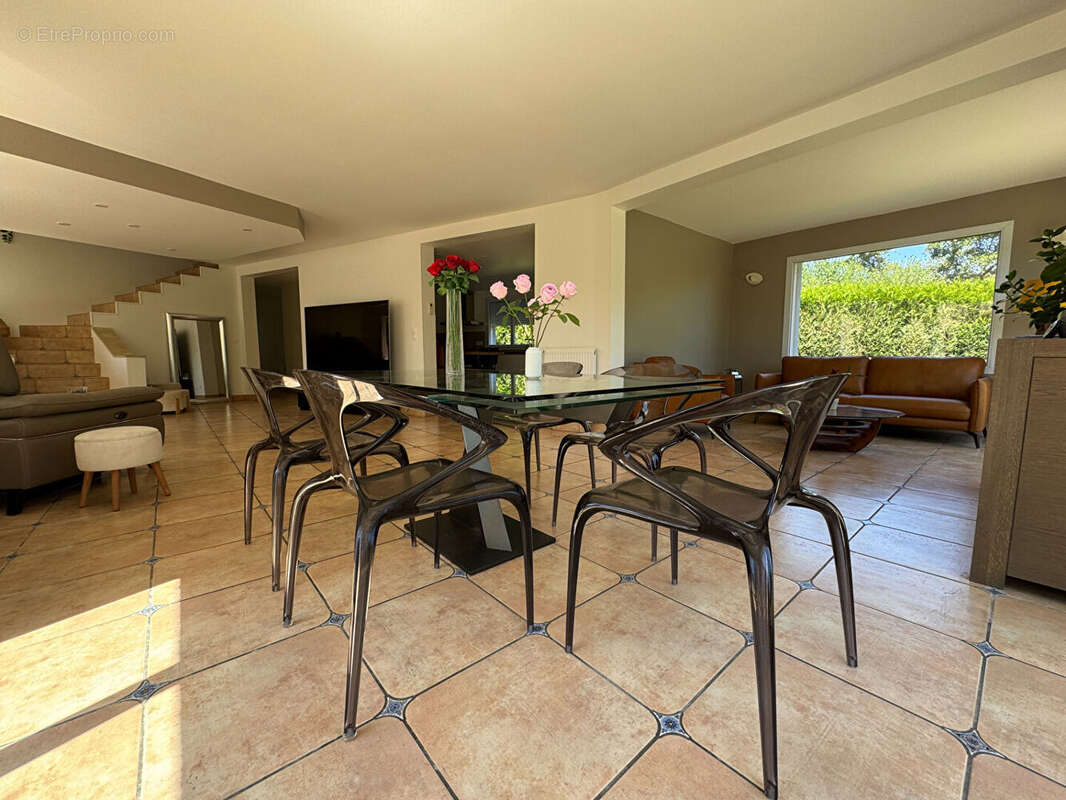 Maison à MONTFORT-L'AMAURY