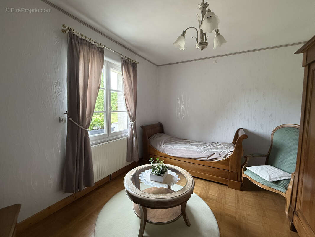 Maison à POIX-DE-PICARDIE