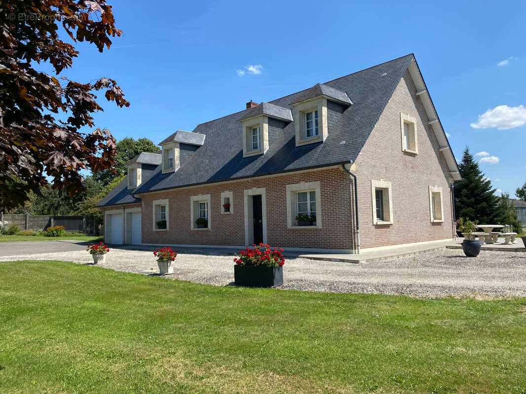 Maison à POIX-DE-PICARDIE