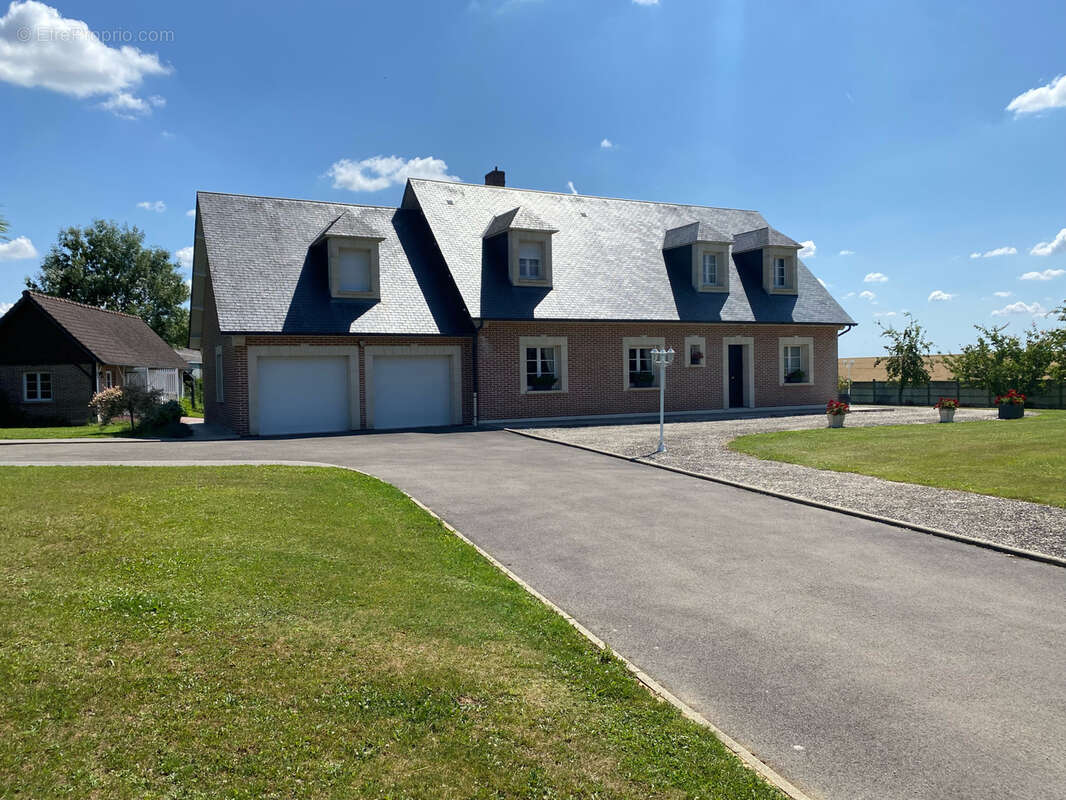 Maison à POIX-DE-PICARDIE