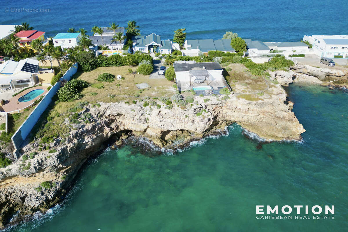 Terrain à SAINT-MARTIN