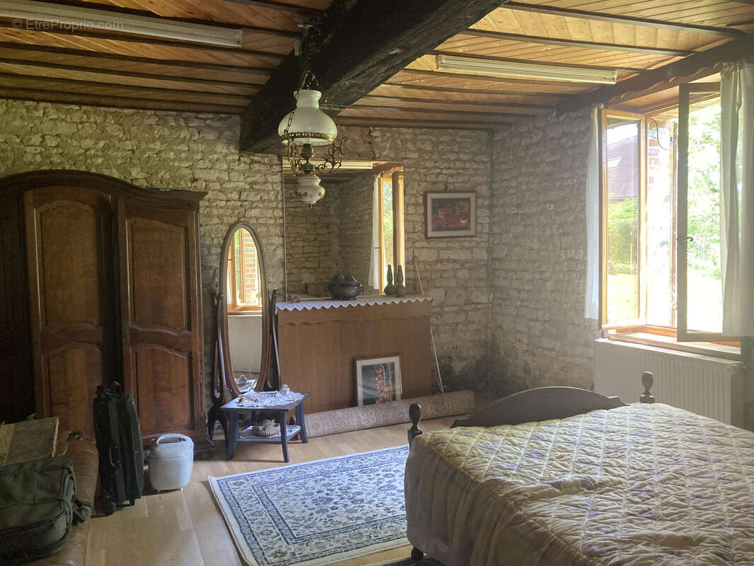 Maison à SAINT-MAURICE-LE-VIEIL