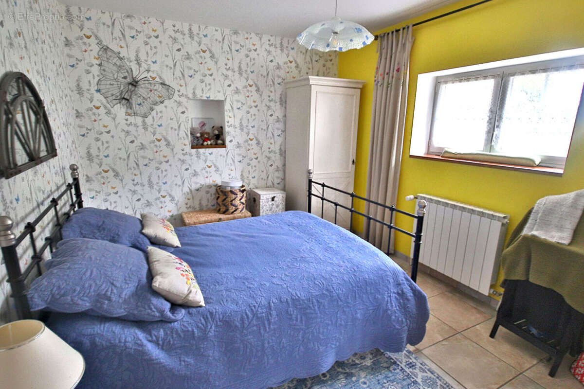 Maison à NOYANT-D&#039;ALLIER