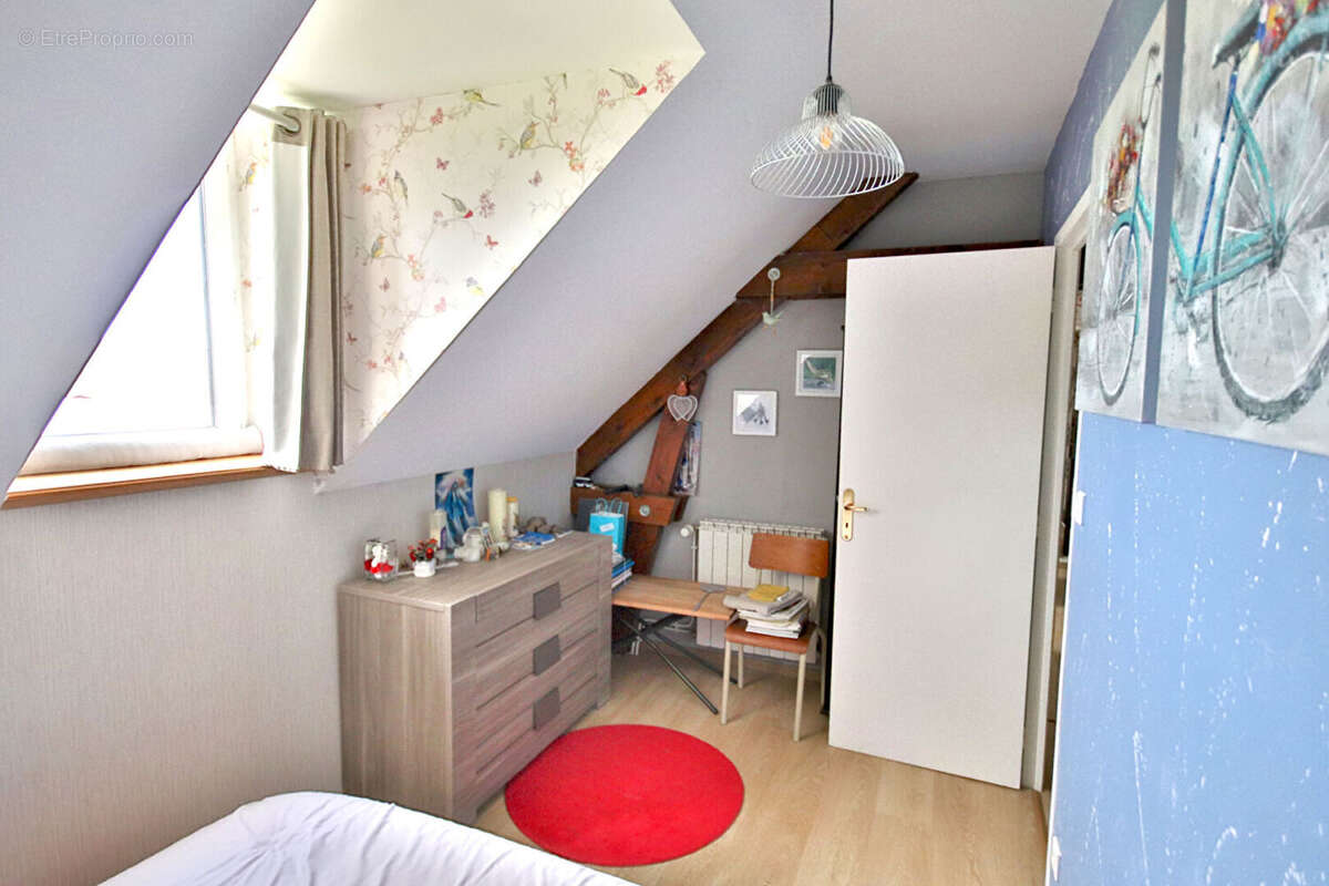 Maison à NOYANT-D&#039;ALLIER