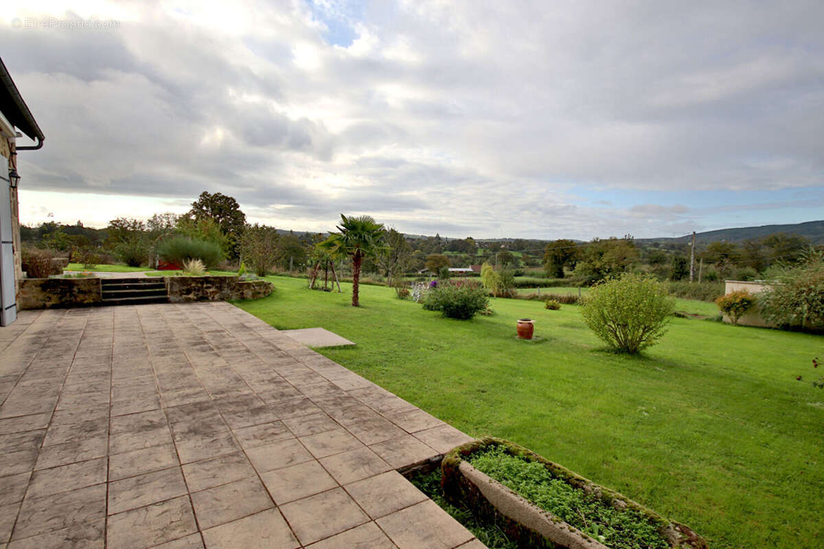 Maison à NOYANT-D&#039;ALLIER