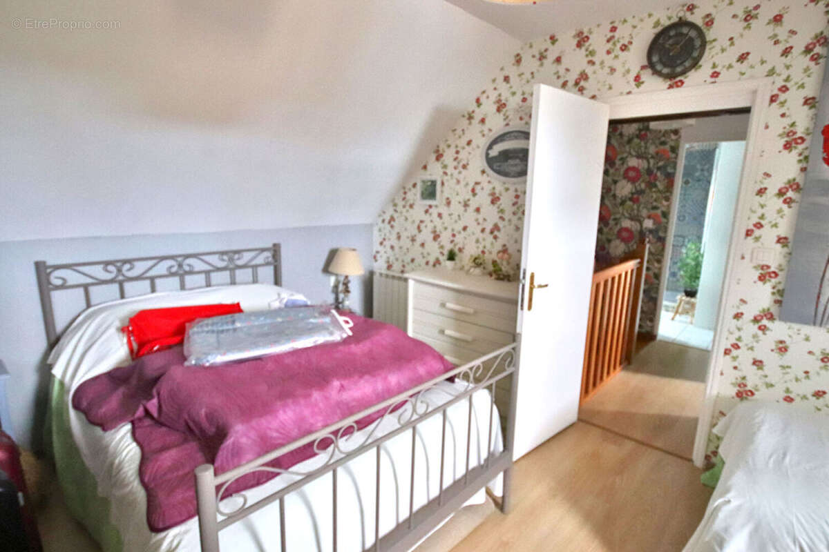 Maison à NOYANT-D&#039;ALLIER