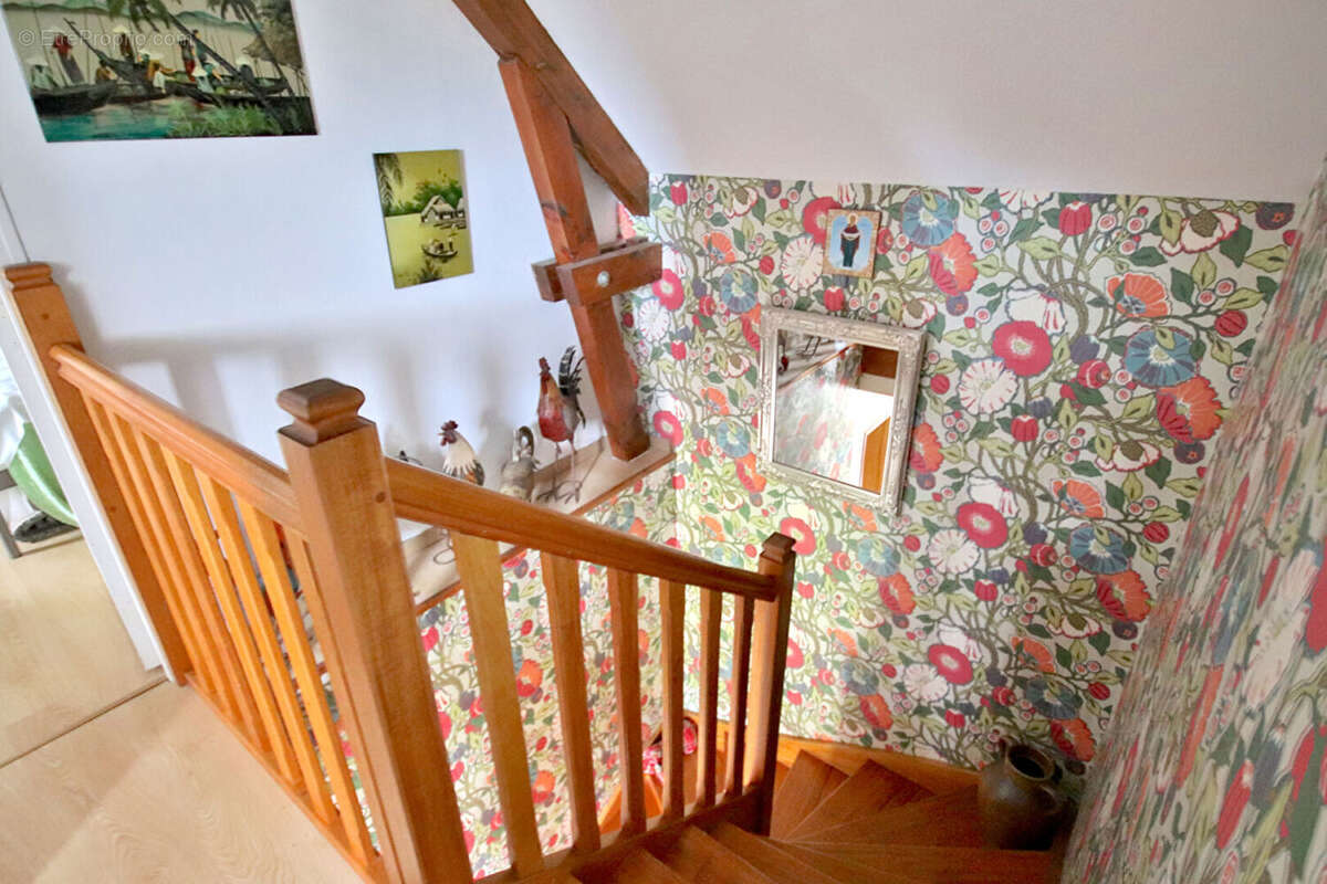 Maison à NOYANT-D&#039;ALLIER