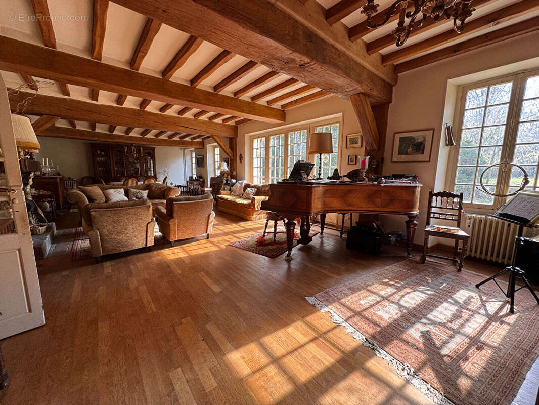 Maison à MONTFORT-L'AMAURY