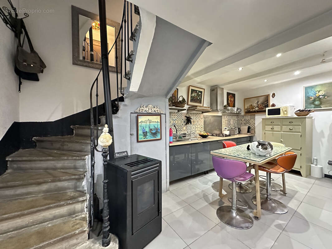 Maison à SAINT-CYPRIEN