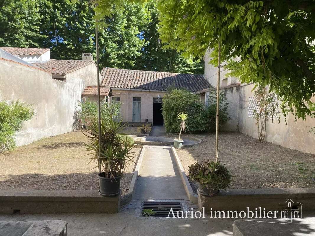 Appartement à AURIOL