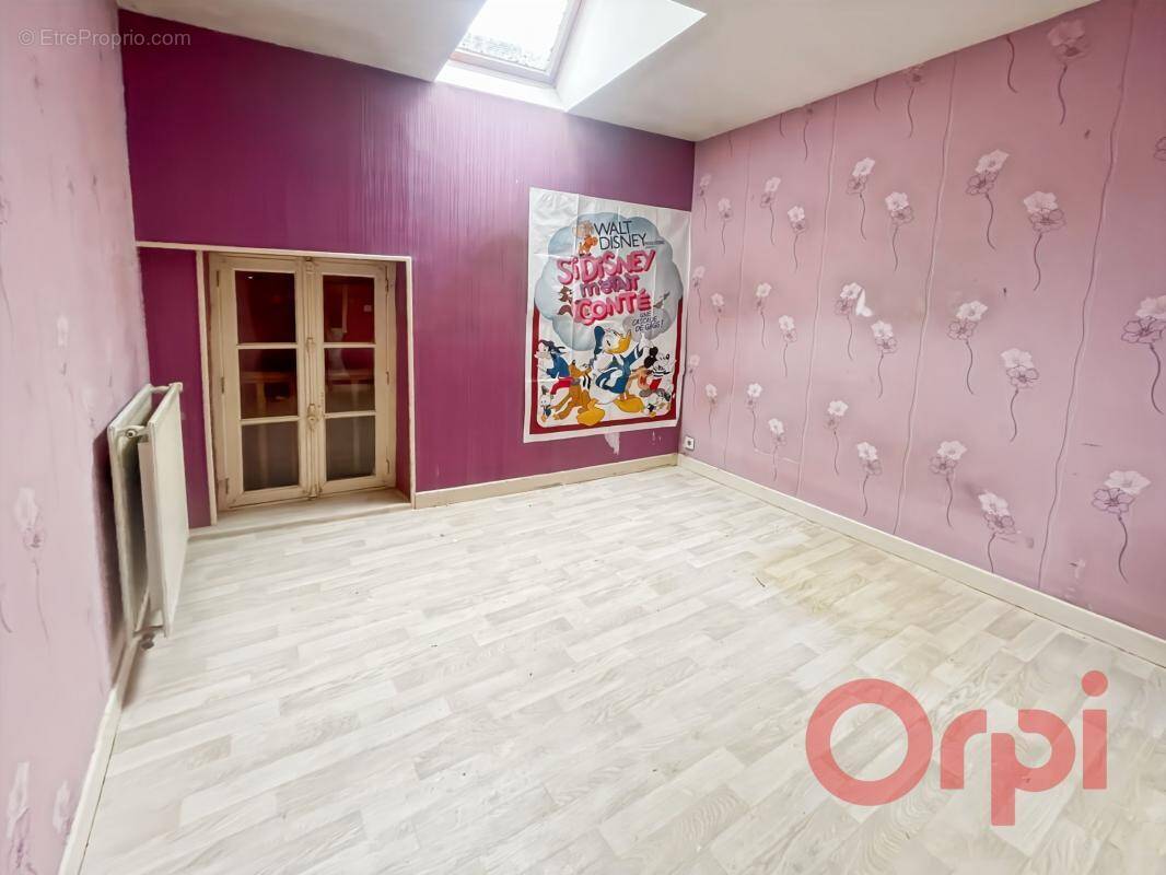 Maison à SAINT-AMAND-MONTROND