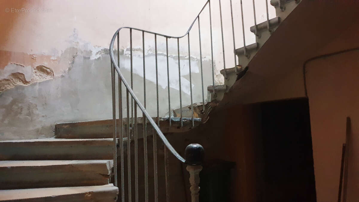 Maison à LIVRON-SUR-DROME