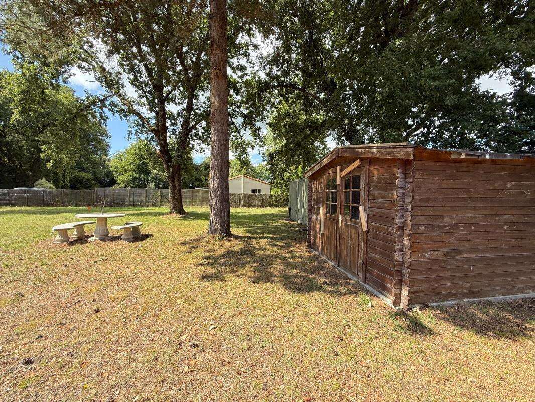 Terrain à SAINT-PALAIS-SUR-MER