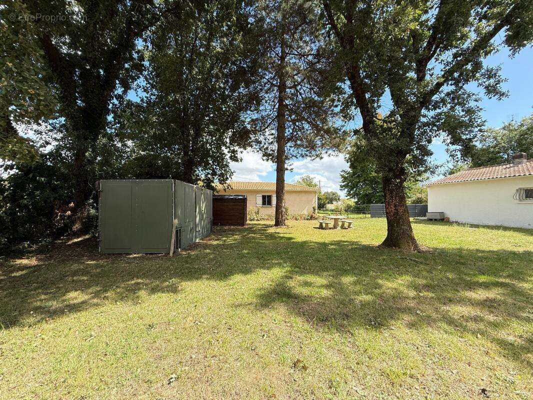 Terrain à SAINT-PALAIS-SUR-MER